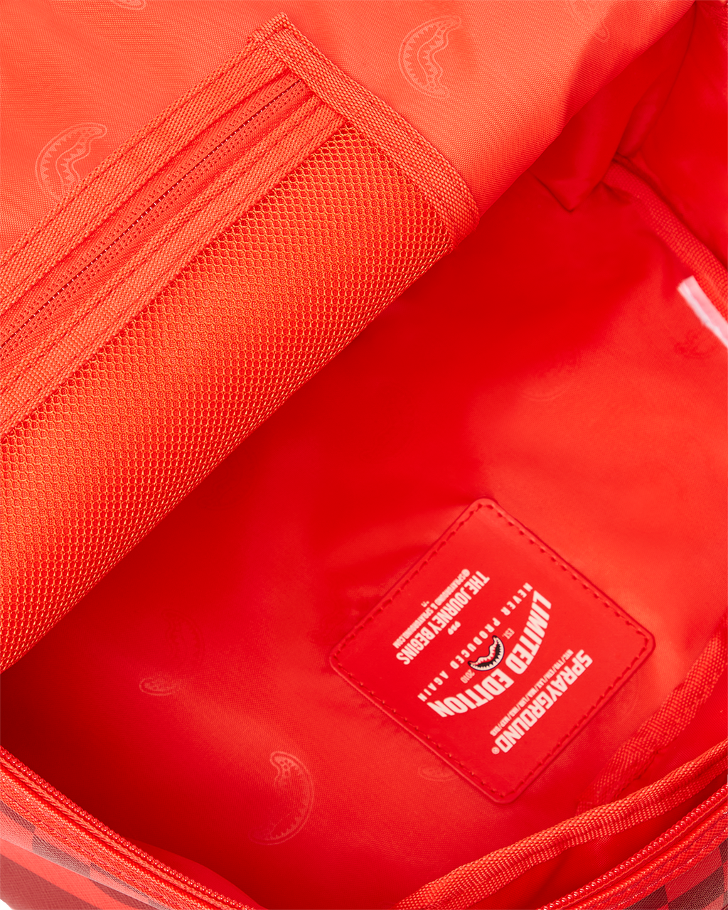 SHARK BITE INFARED BACKPACK (DLXV)